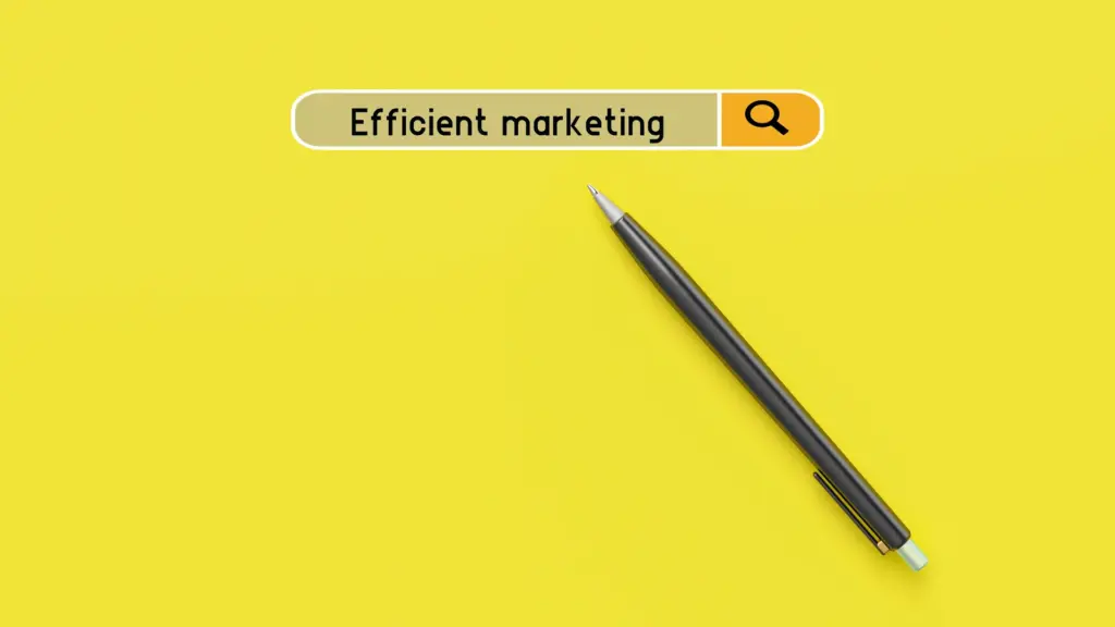 Page de recherche web et crayon - marketing efficace