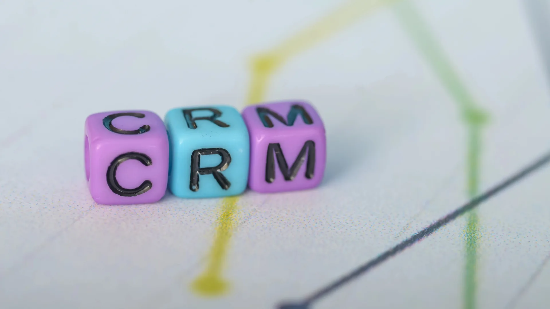 Comprendre les systèmes CRM - fonctionnalités clés et avantages pour les entreprises